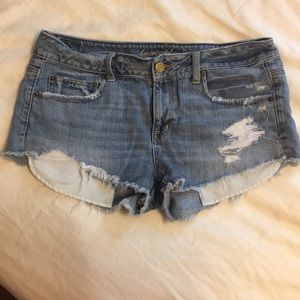 Size 12 American Eagle Short